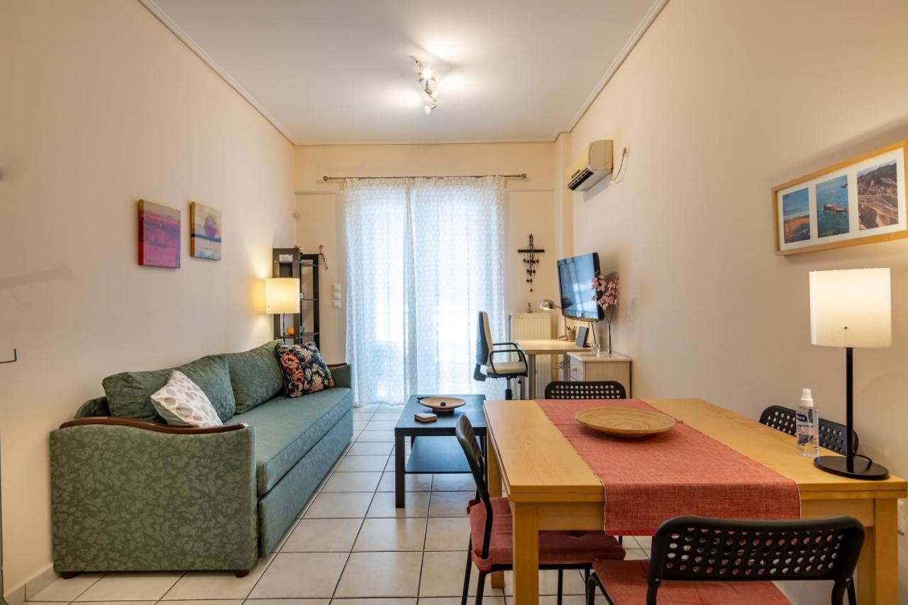Apartamento Flat In Excellent Location With Private Parking Atenas Exterior foto