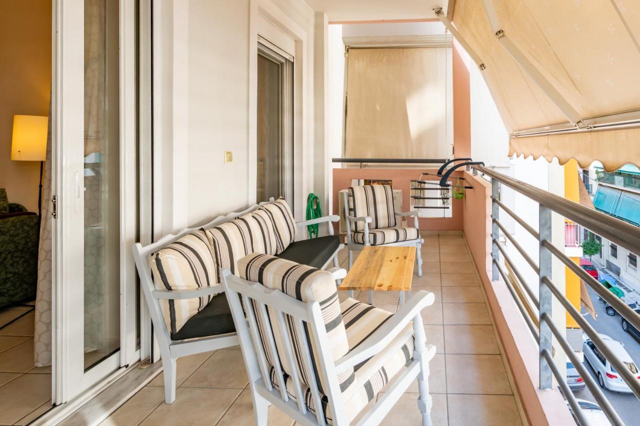 Apartamento Flat In Excellent Location With Private Parking Atenas Exterior foto